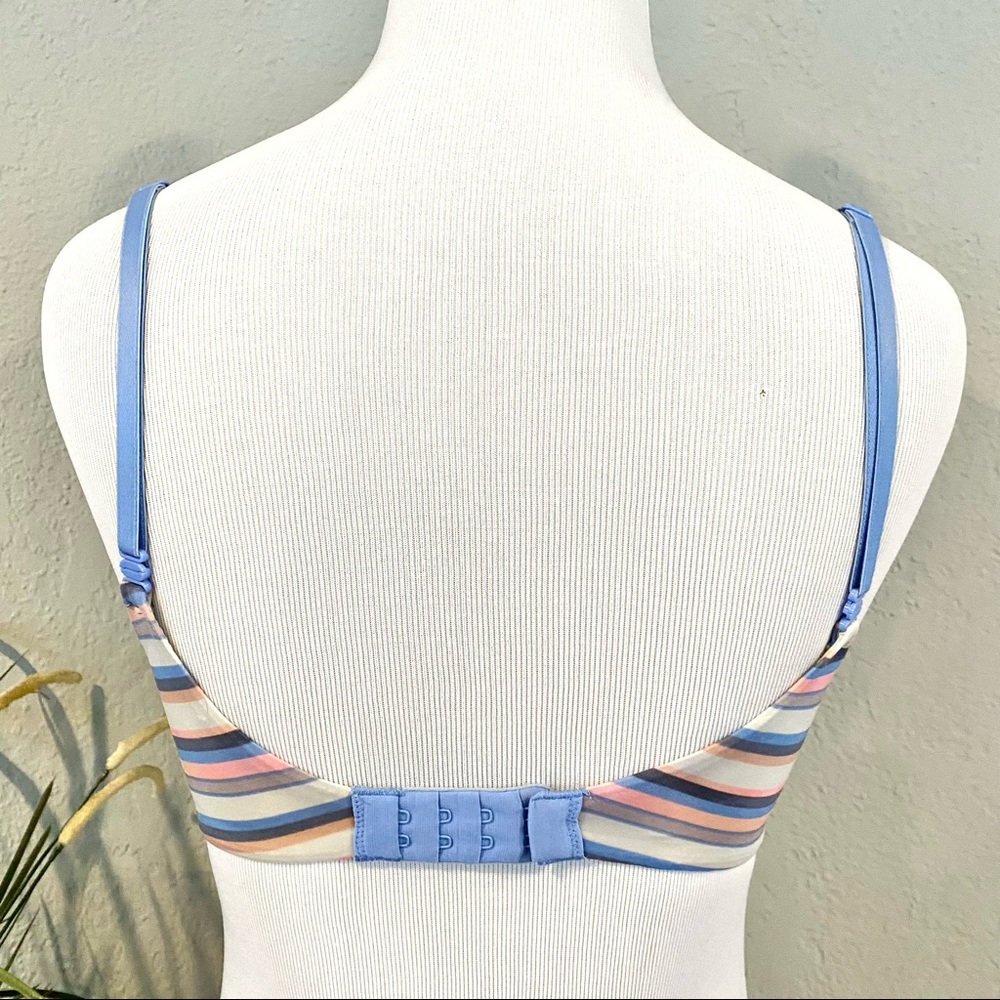 EUC Victoria's Secret Uplift Semi Demi Bra, 32B - Picture 4 of 12